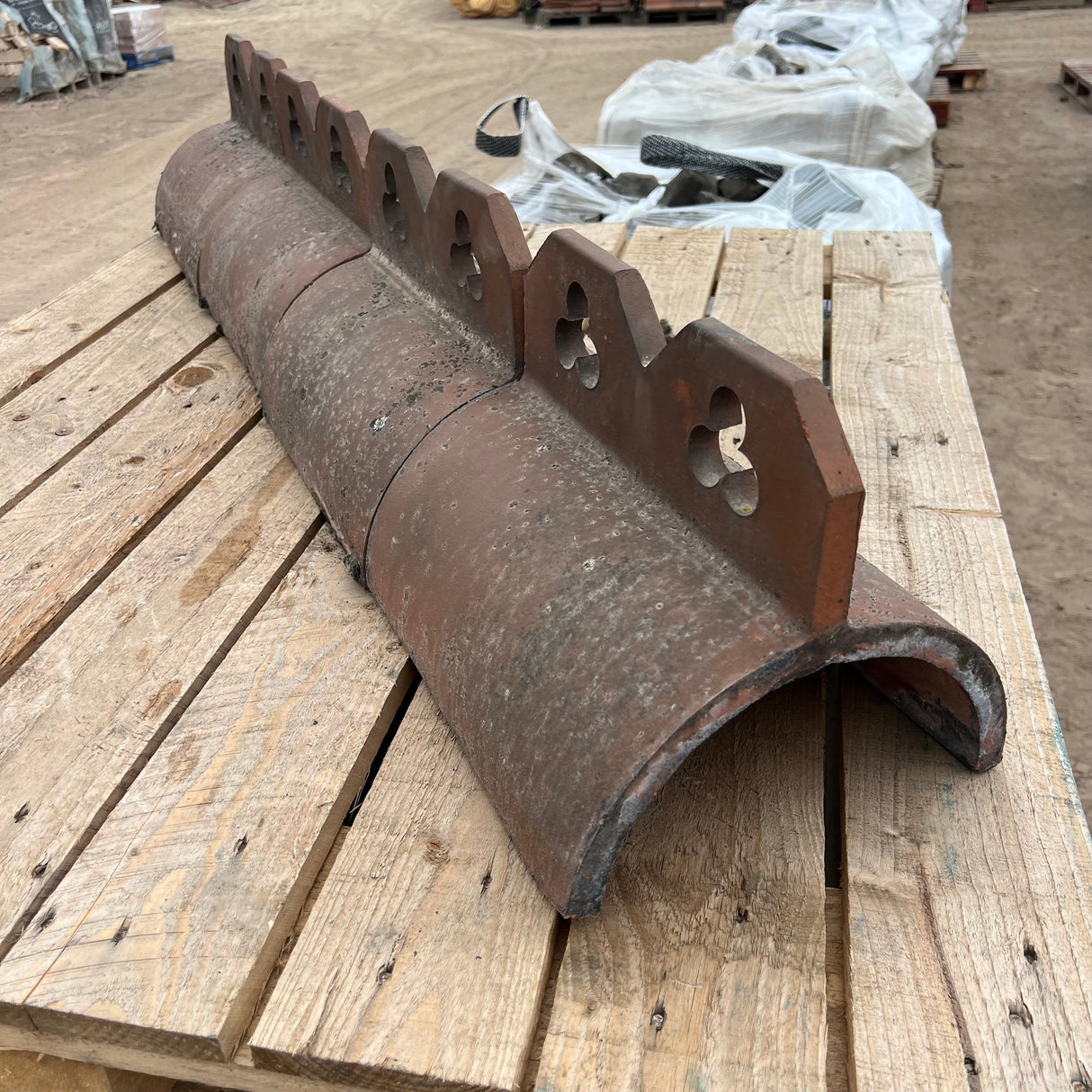 Reclaimed Terracotta Red Half Round Clover Clay Roof Ridge Tile - Job Lot