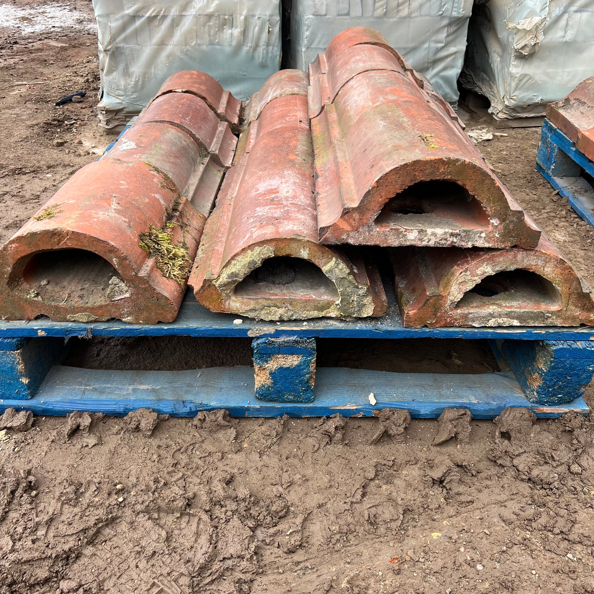 Reclaimed Terracotta Red Wall Coping Brick - Job Lot of 16ft