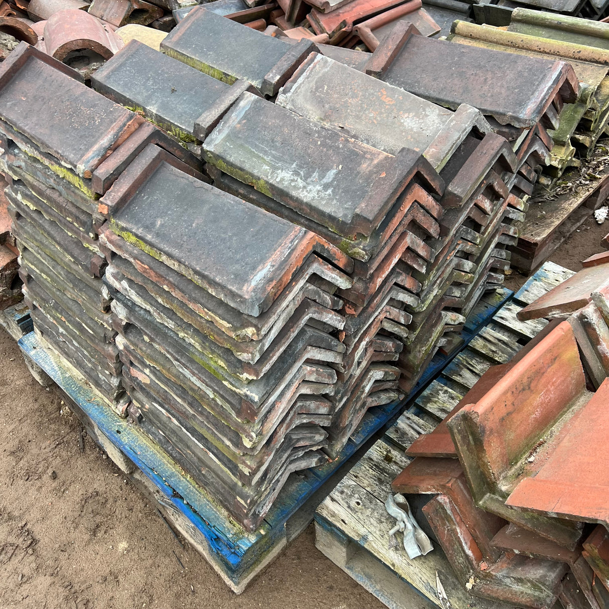 Reclaimed Weathered Red 18" Triangle Clay Roof Ridge Tile - 110 Degree