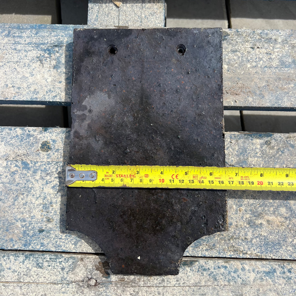 Reclaimed Staffordshire Blue Fishtail Roof Tile