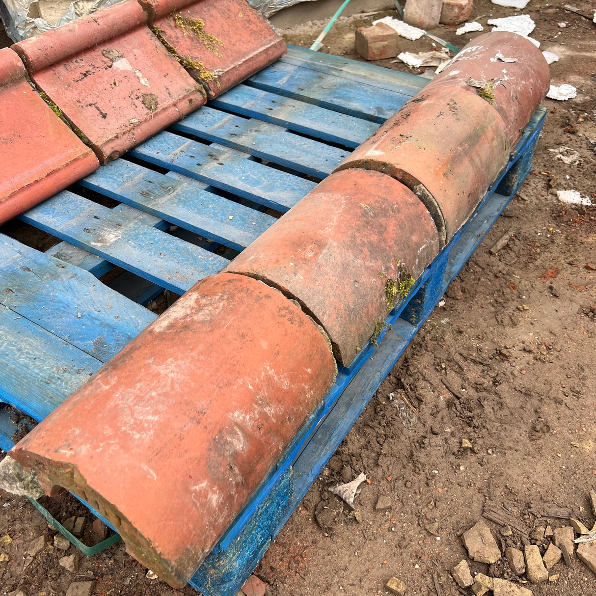 Reclaimed Terracotta Red Wall Coping Brick - Job Lot of 4 ft