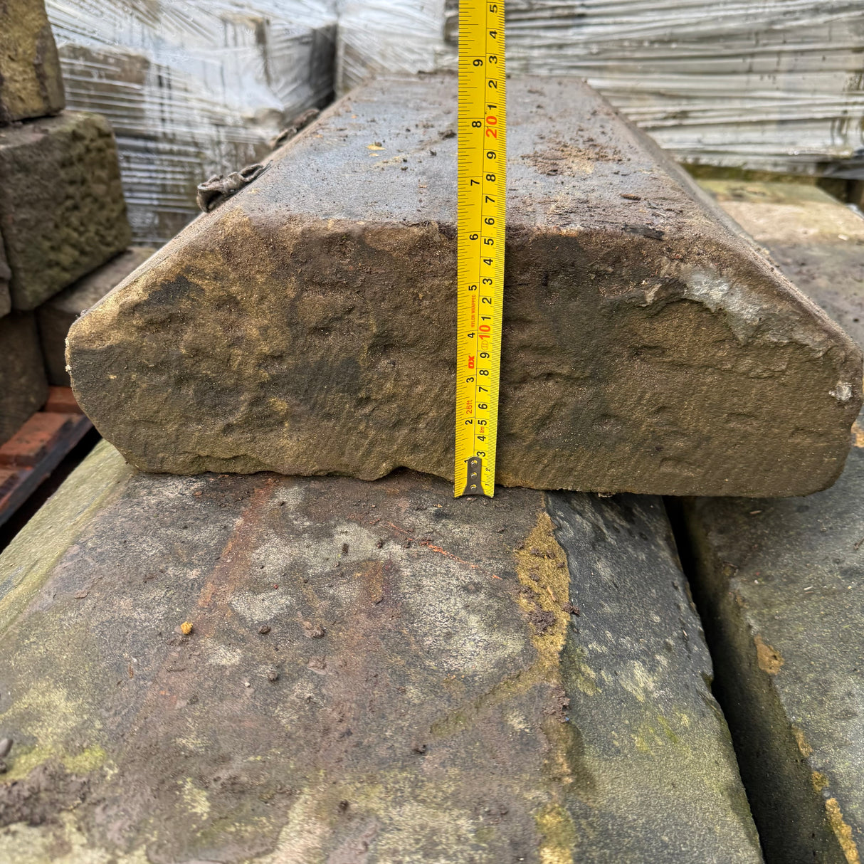 Reclaimed Stone Wall Coping - Job Lot