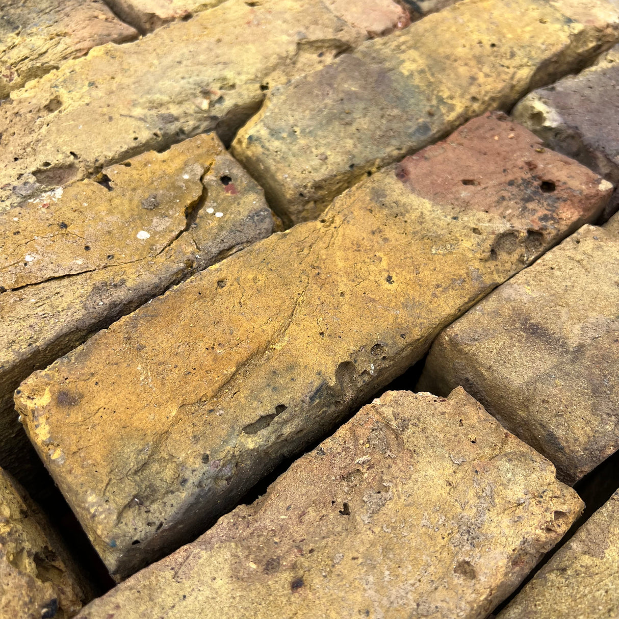 Genuine Reclaimed London Yellow Stock Handmade Bricks | Pack of 250 Bricks | Free Delivery