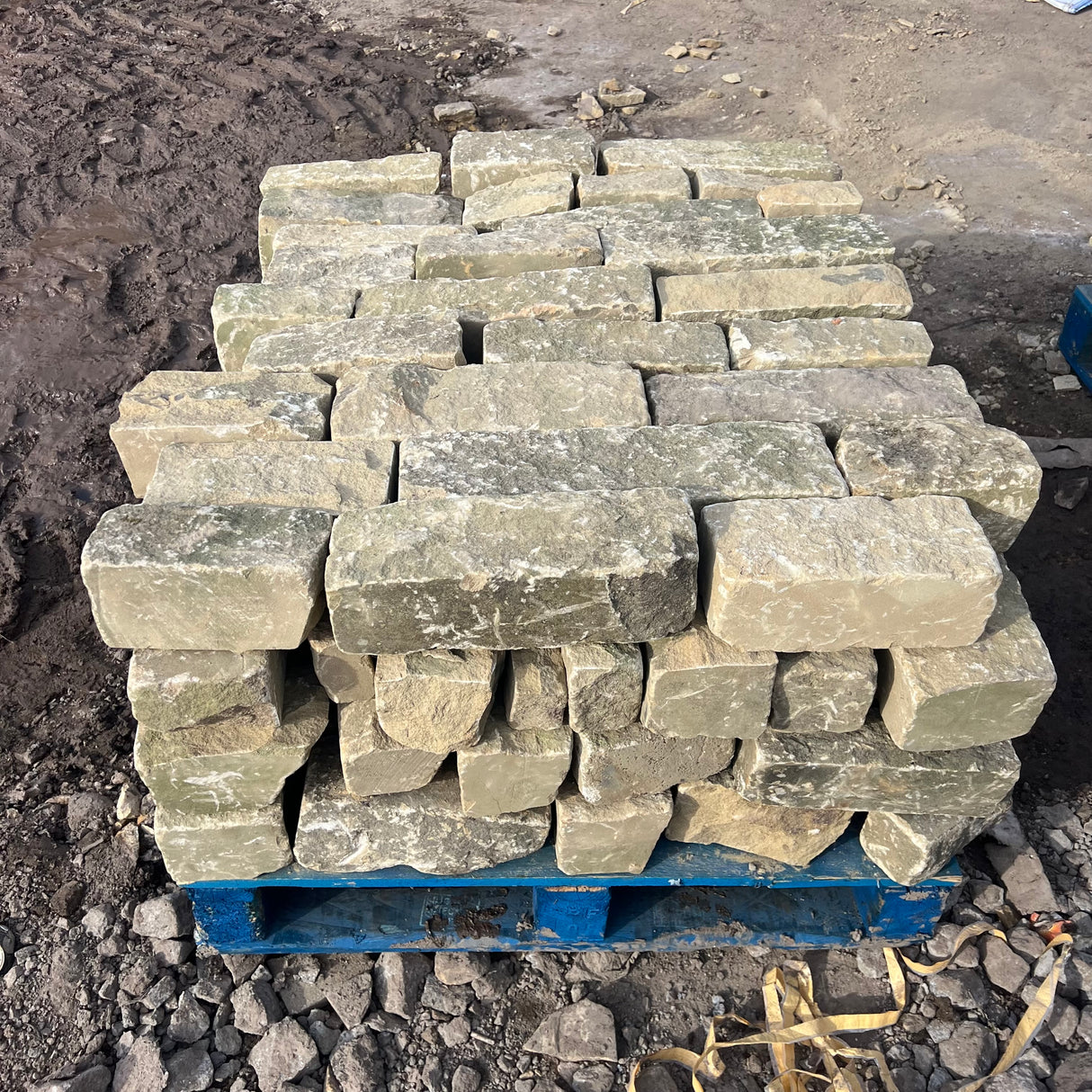 Reclaimed Delph Building Stone - Per SQM