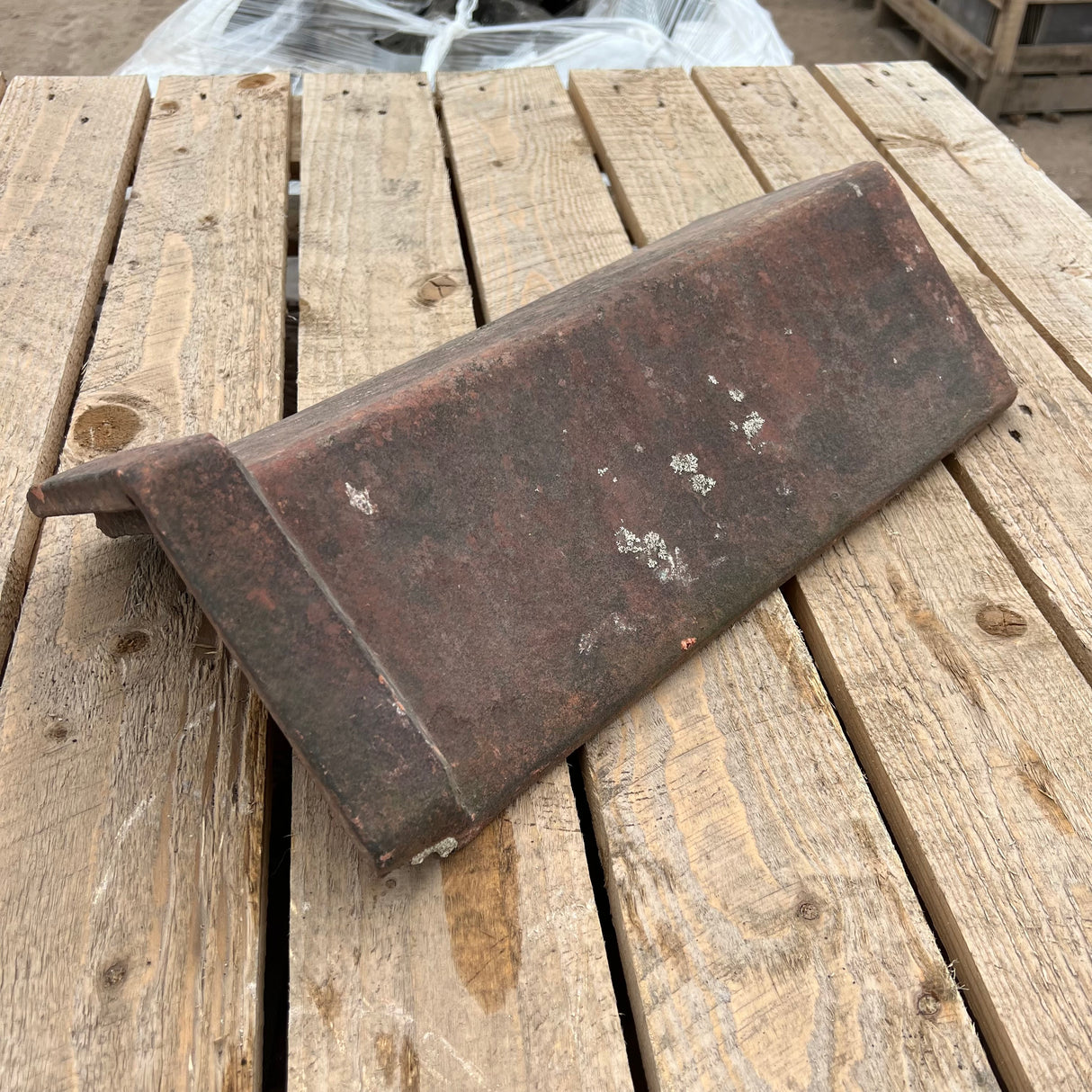 Reclaimed 18" Terracotta Red Triangle Capped Clay Roof Ridge Tile - 110 Degree