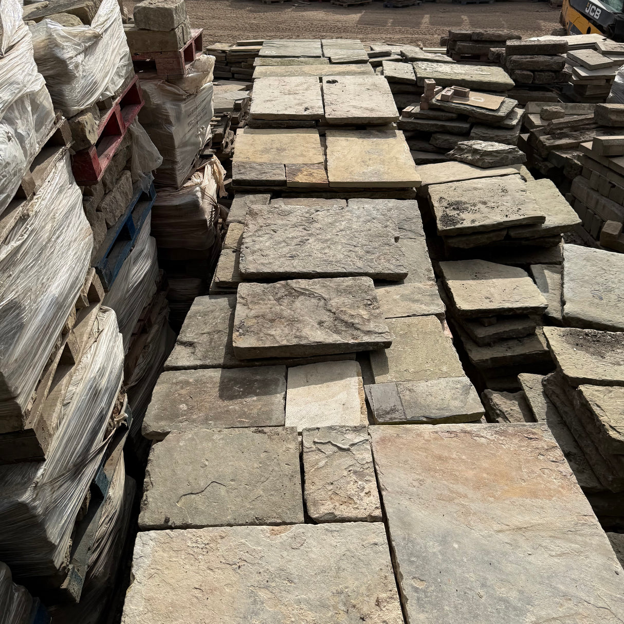 Reclaimed Grade A Yorkshire Stone Paving - Per SQM