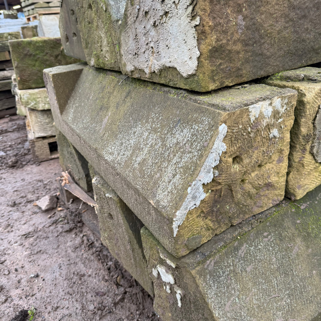 Reclaimed Stone Plinth Course - Job Lot