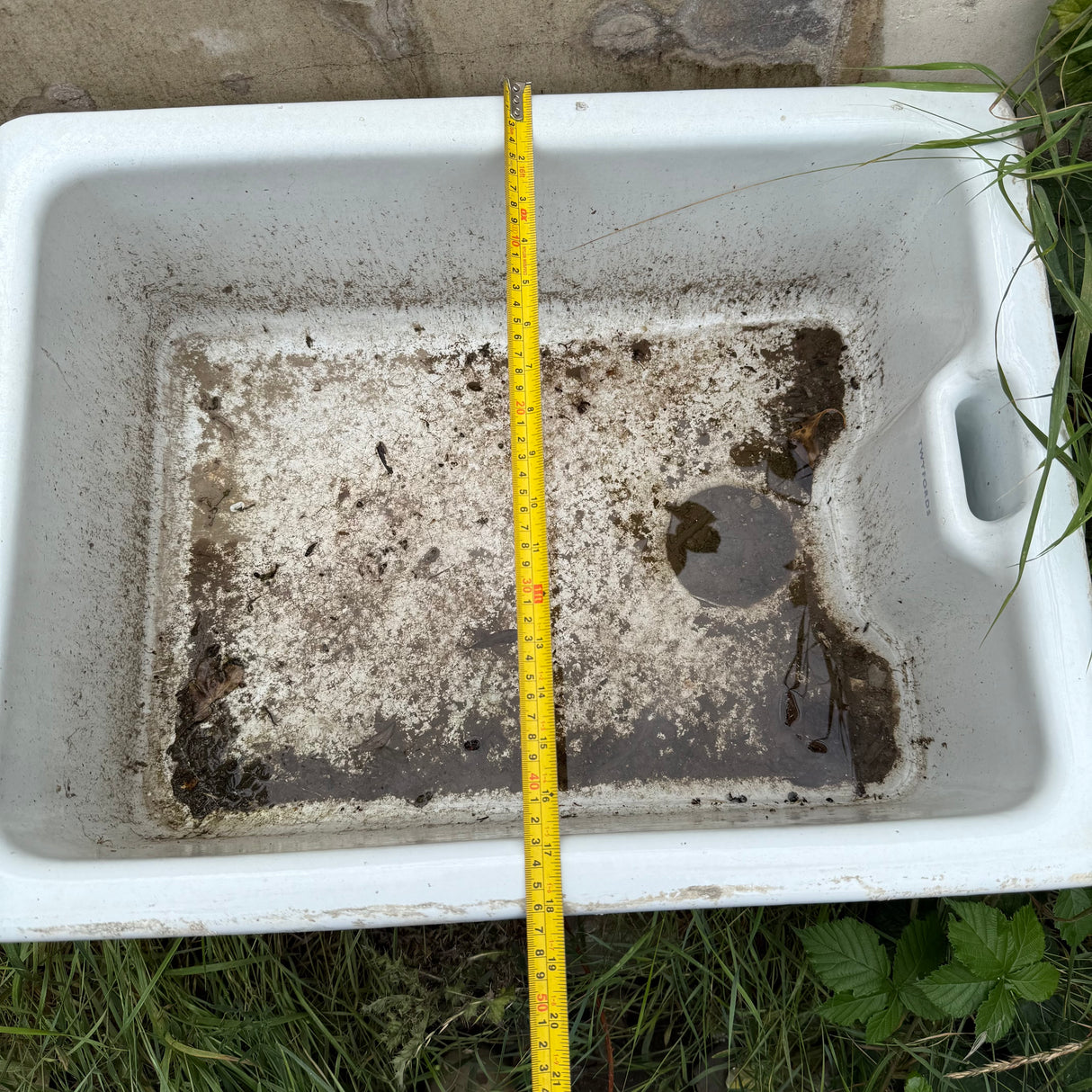 Reclaimed White Ceramic Belfast Sink