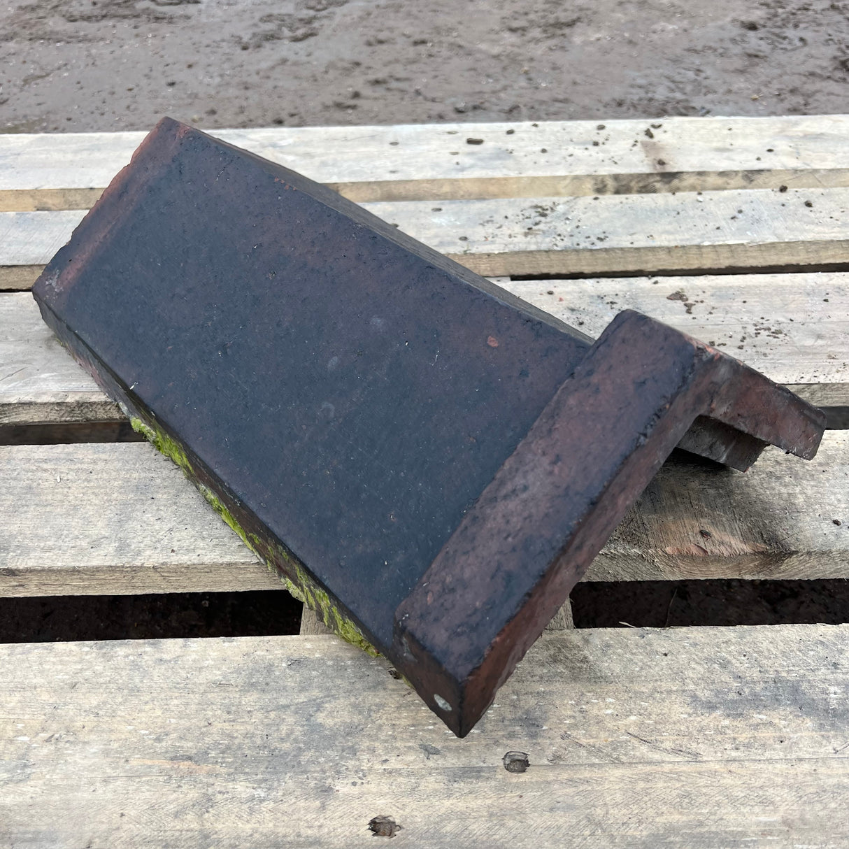 Reclaimed Weathered Red 18" Triangle Clay Roof Ridge Tile - 110 Degree