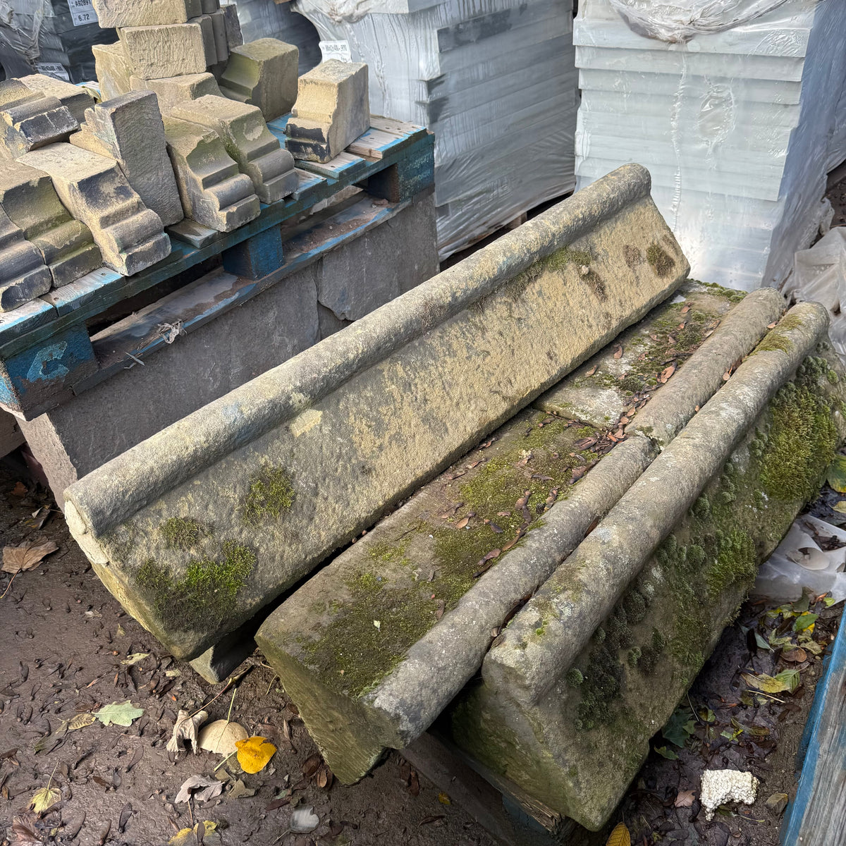 Reclaimed Roll Top Stone Wall Coping - Job Lot