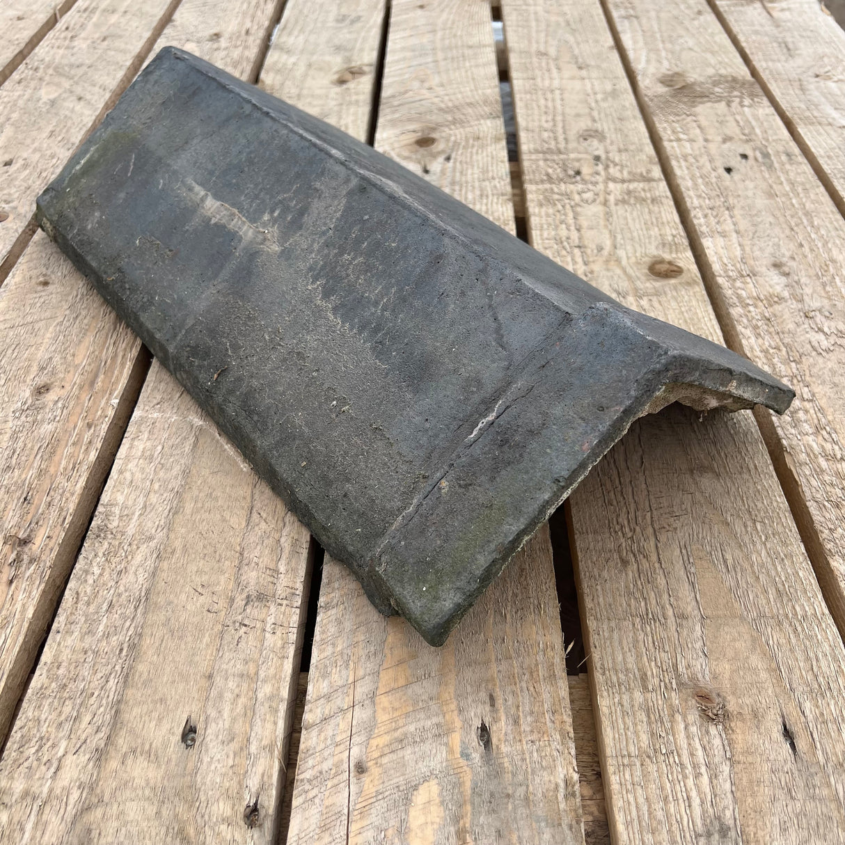 Reclaimed Staffordshire Blue 18" x 10" Triangle Clay Capped Ridge Tile - 115 Degree