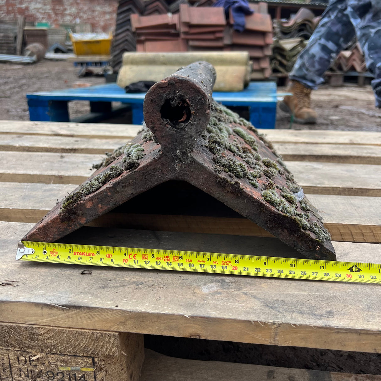 Reclaimed Red Roll Top Clay Triangle Roof Ridge Tiles - 110 Degree