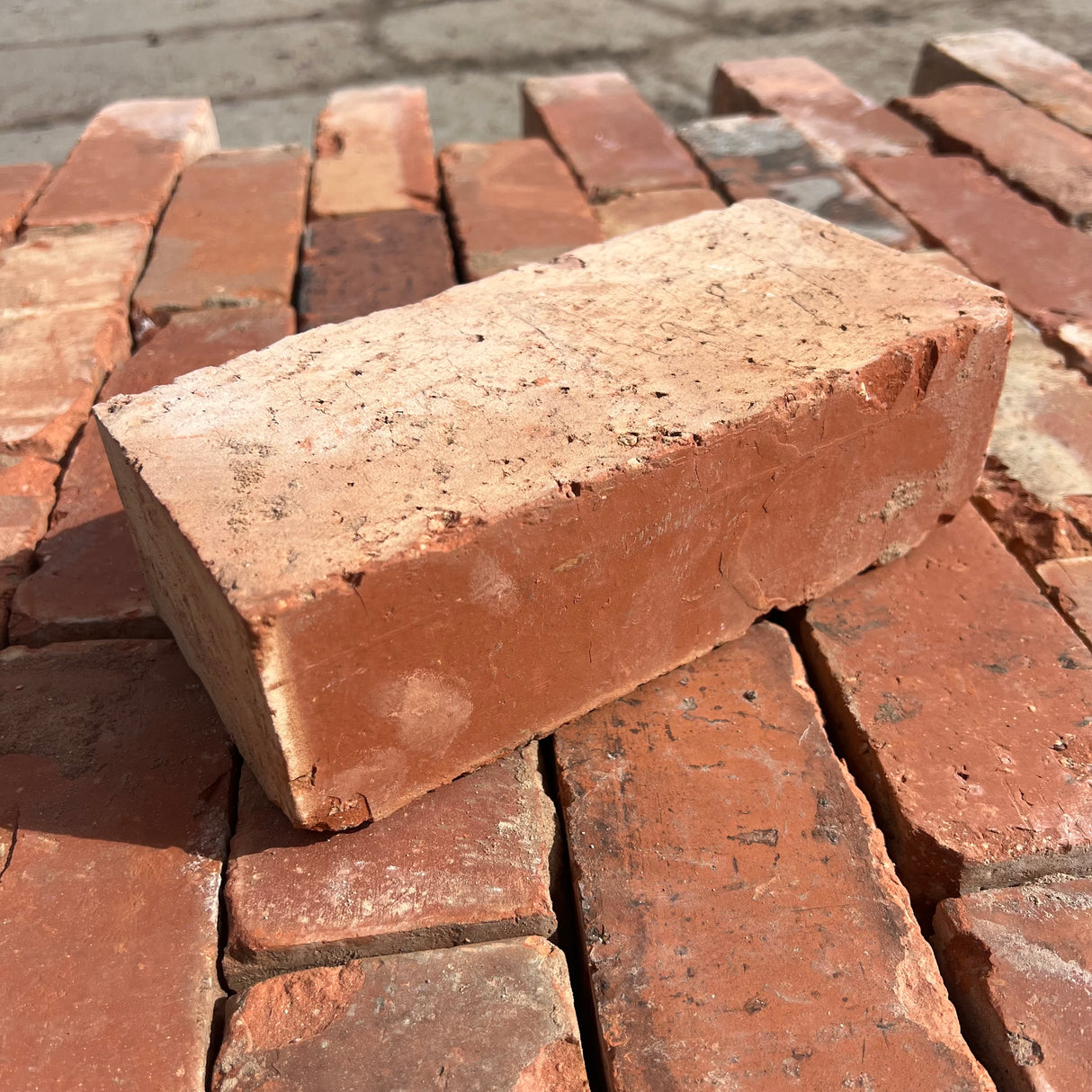 Reclaimed Worcester Wirecut Brick | Pack of 250 Bricks | Free Delivery