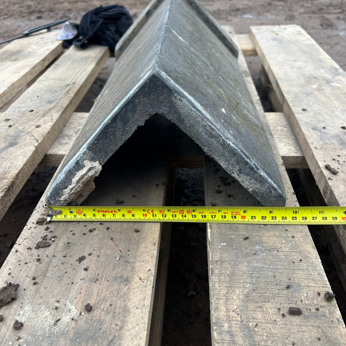 Reclaimed Blue Triangle 18" Clay Roof Ridge Tile - 90 Degree