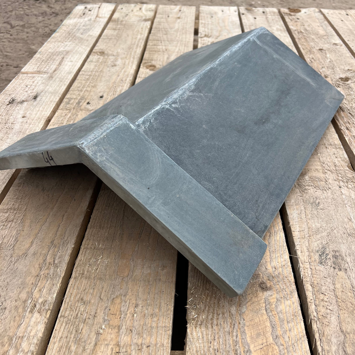 New Brazilian Slate Roof Capped Ridge Tile - 125 Degree