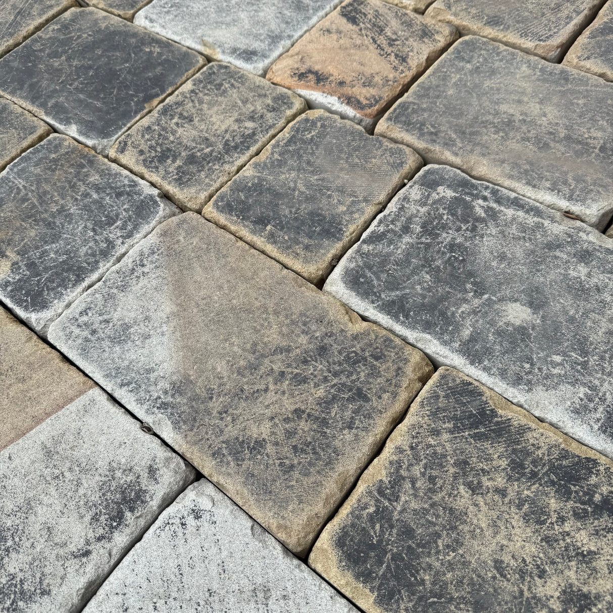 New Weathered Yorkshire Sandstone Cobble Setts - Per SQM