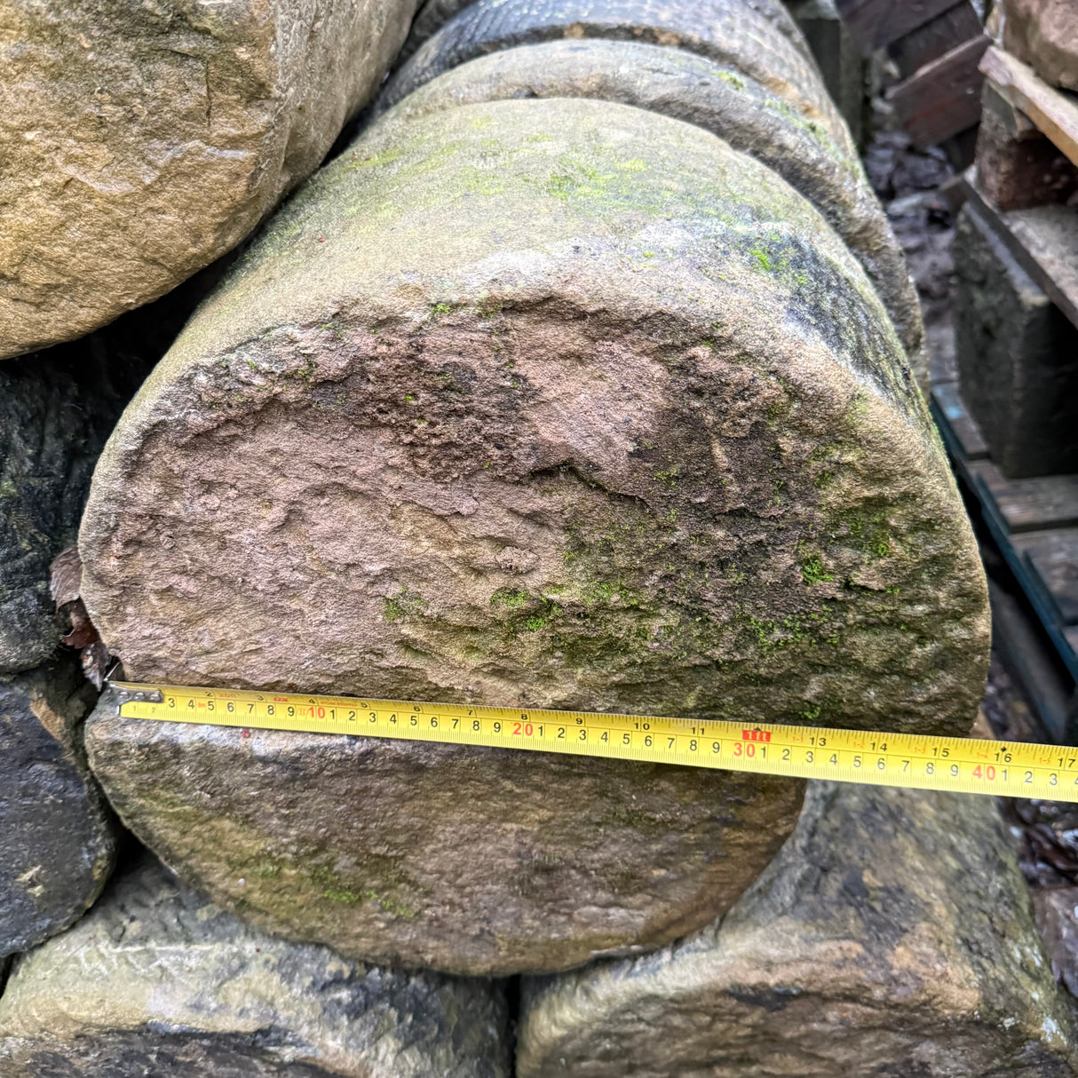 Reclaimed Round Coping Stone - Job Lot