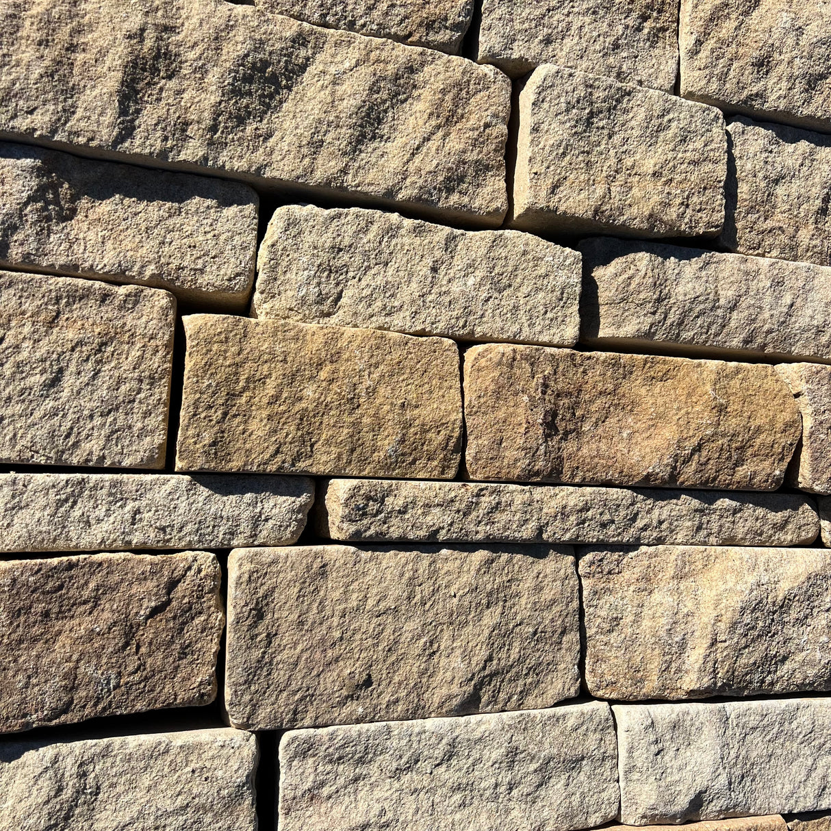 Tumbled Farmhouse Walling Stone - Per Bag