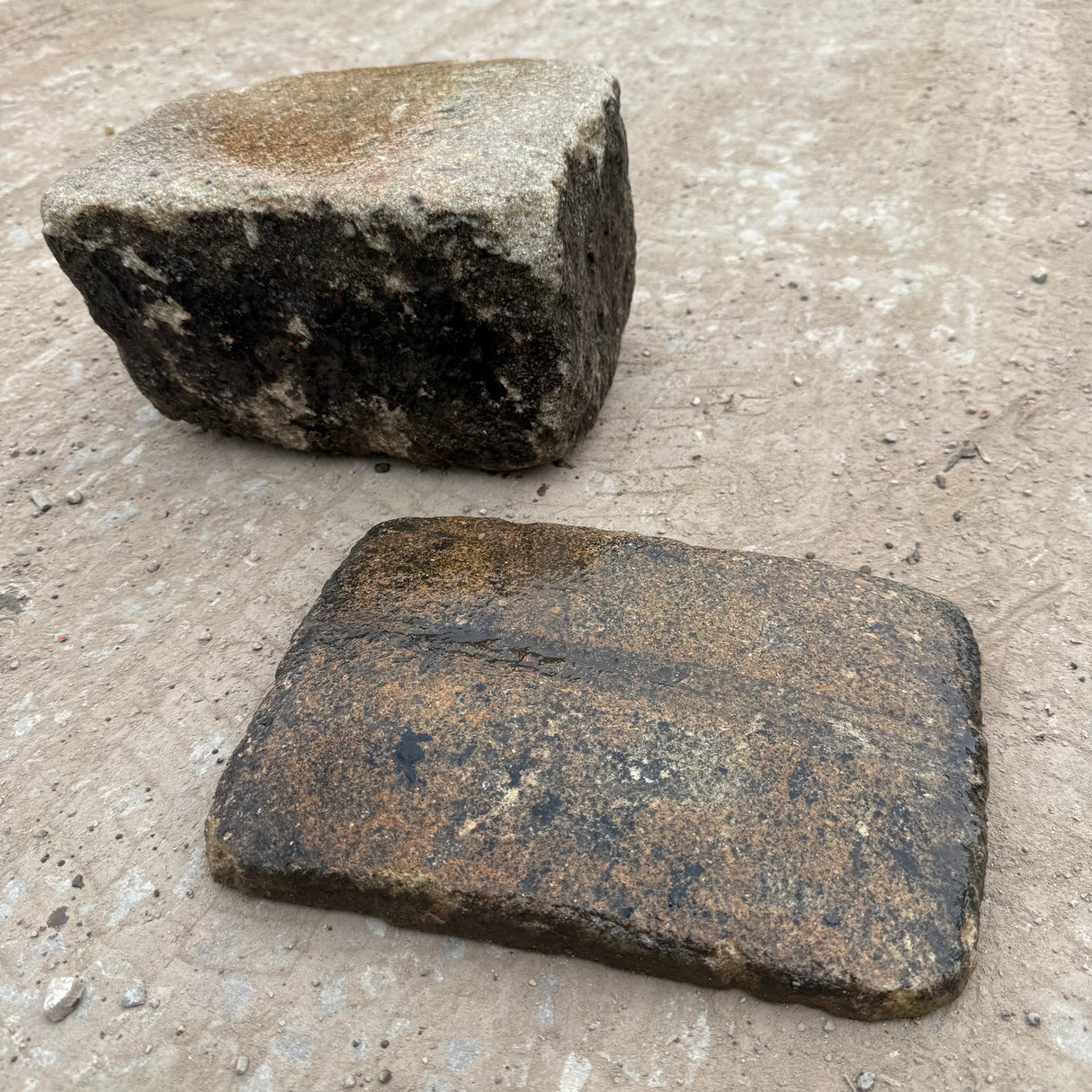 Reclaimed Gritstone Cobble Tops - Per SQM