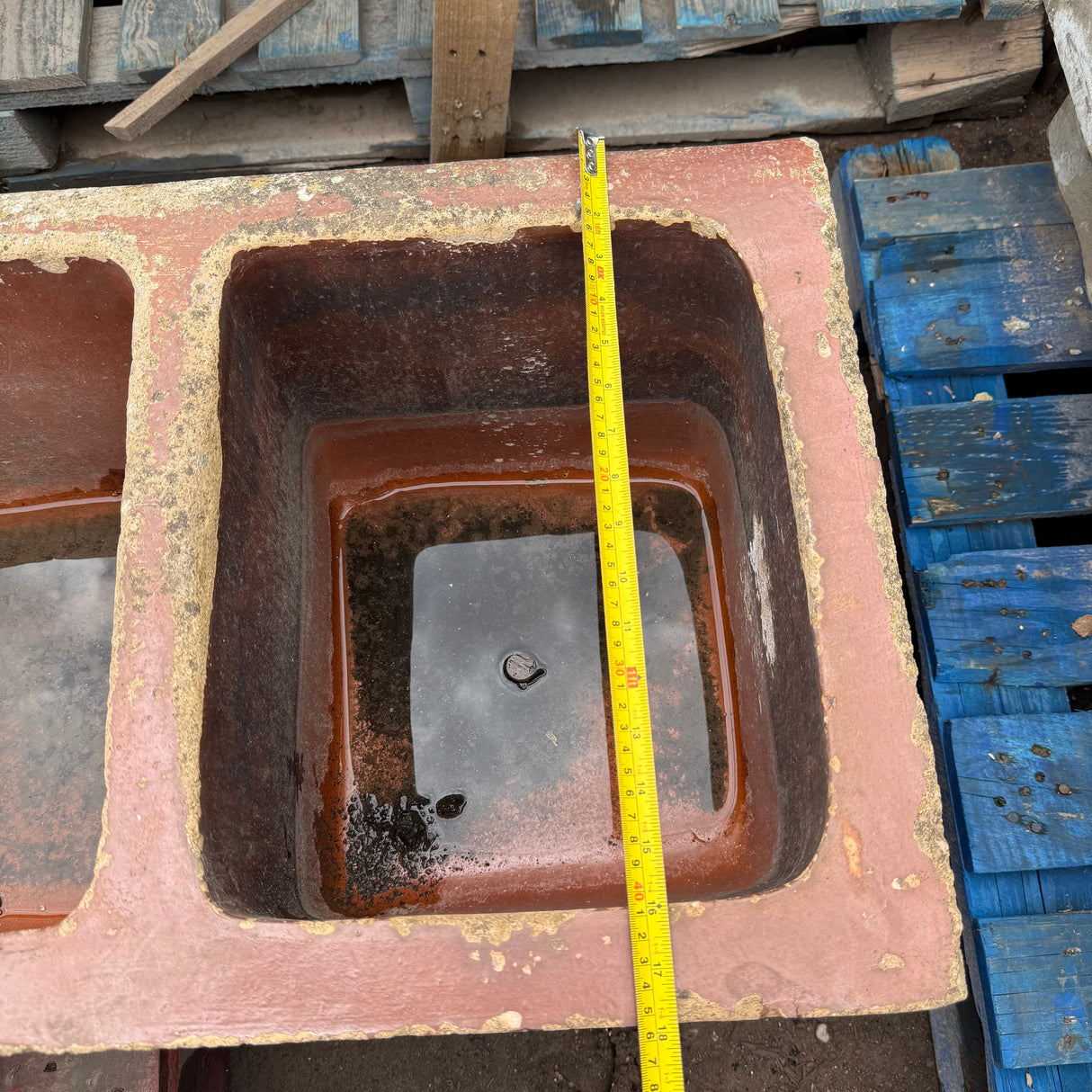 Reclaimed Brown Glazed Trough