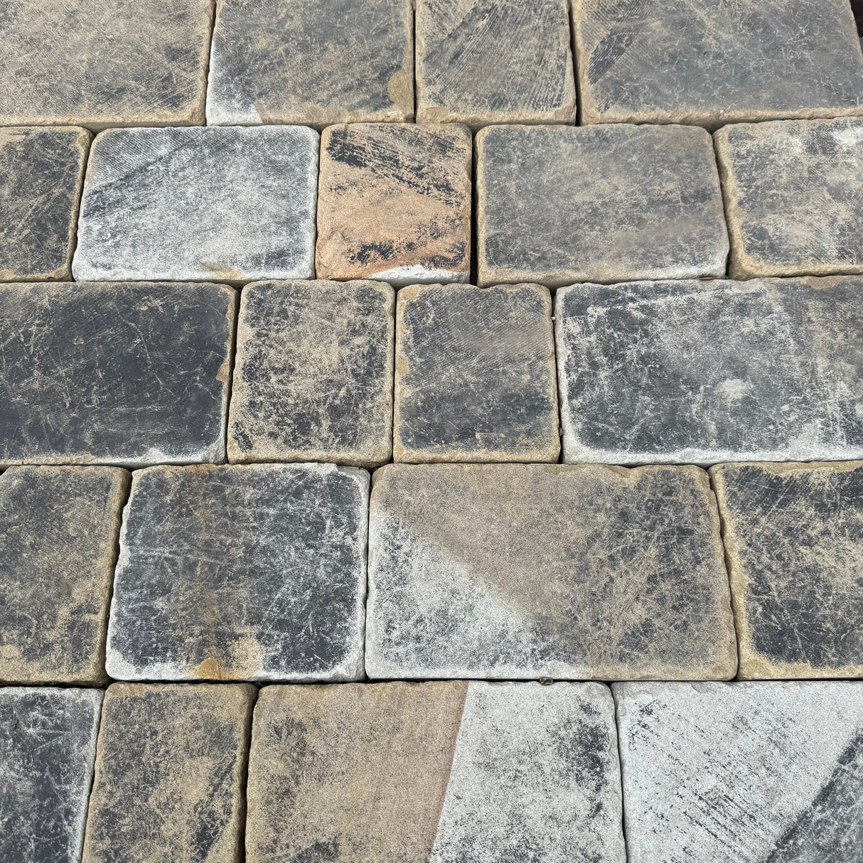 New Weathered Yorkshire Sandstone Cobble Setts - Per SQM