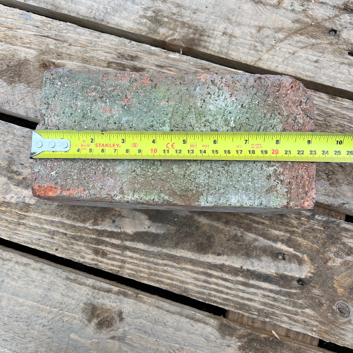 Reclaimed Imperial Pencil Bullnose Brick