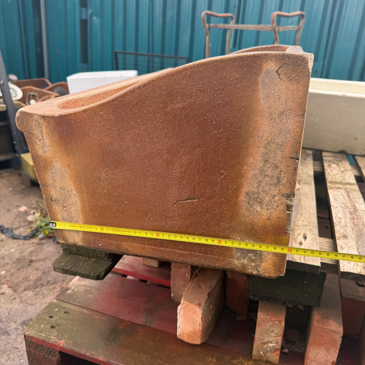 Reclaimed Brown Salt Glazed Trough