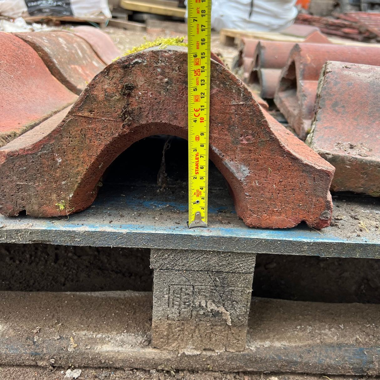 Reclaimed Terracotta Red Bell Wall Coping Brick - Job Lot of 5ft