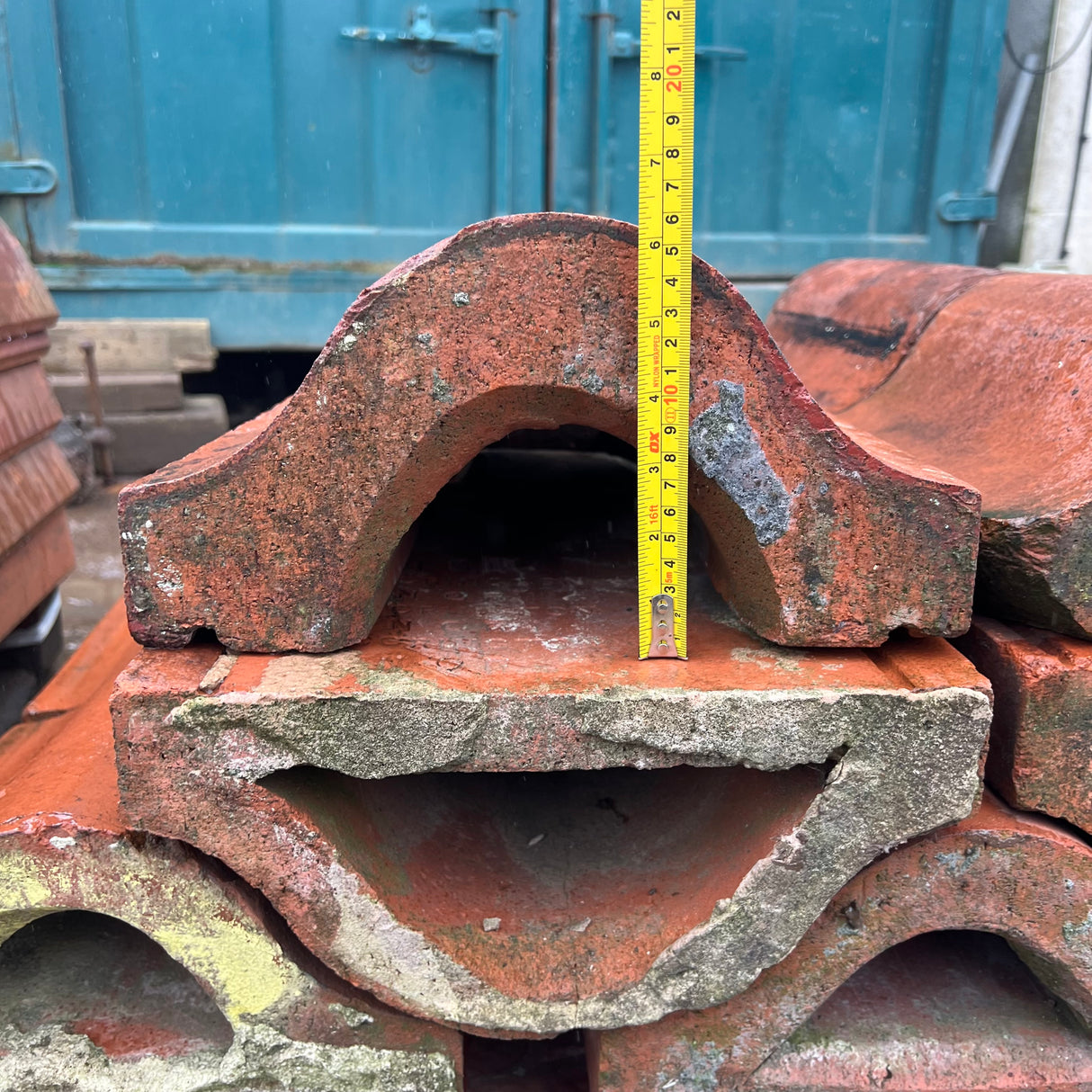 Reclaimed Saddleback Wall Coping Bricks - Job Lot of 25