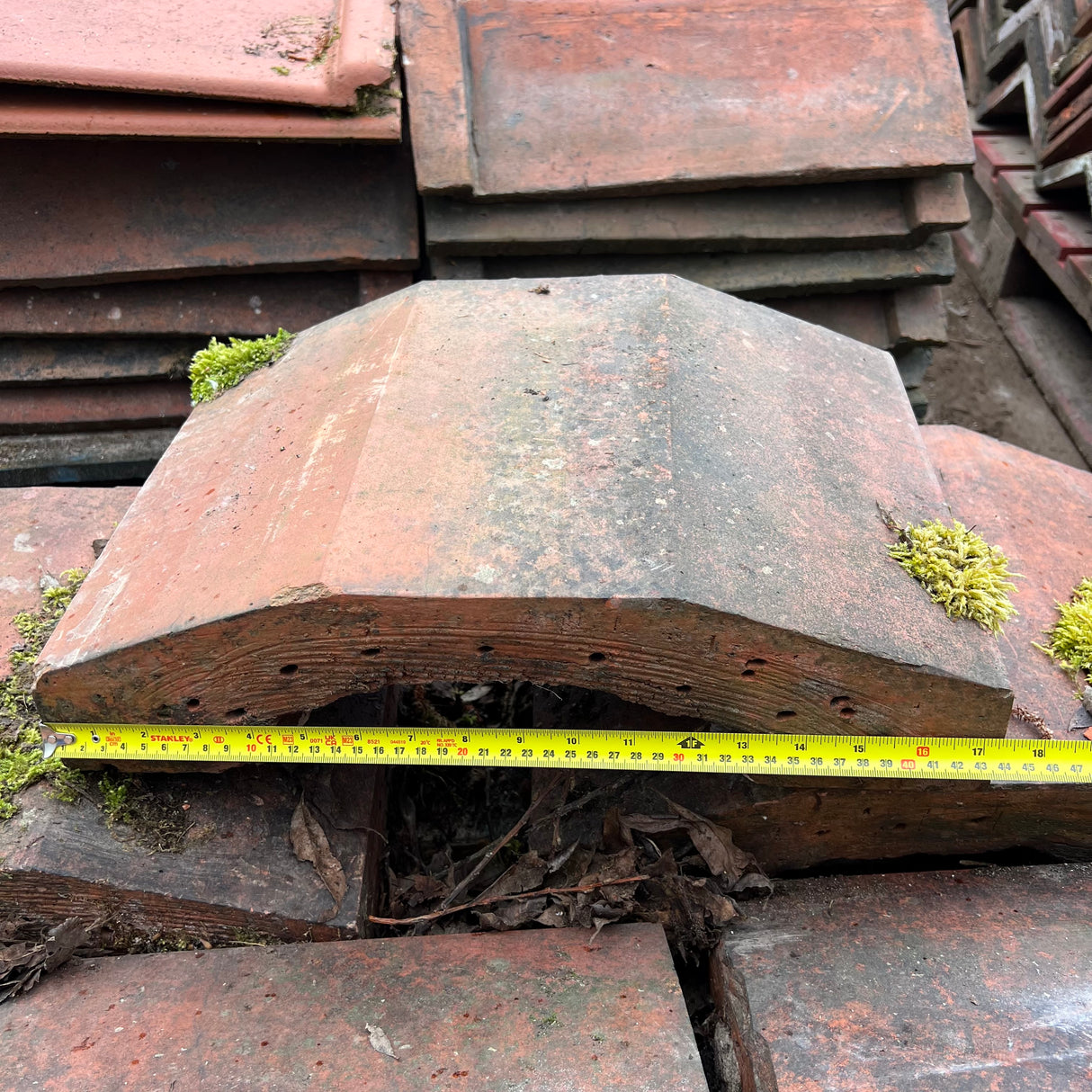 Reclaimed Terracotta Red Wall Coping Brick - Job Lot of 9ft