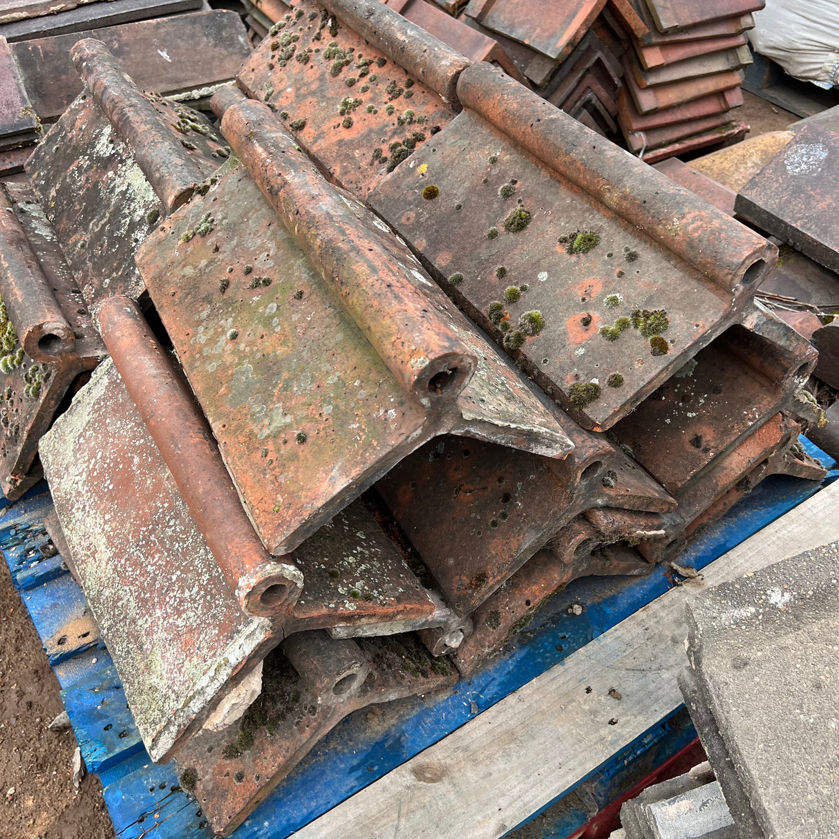 Reclaimed Red Roll Top Clay Triangle Roof Ridge Tiles - 110 Degree