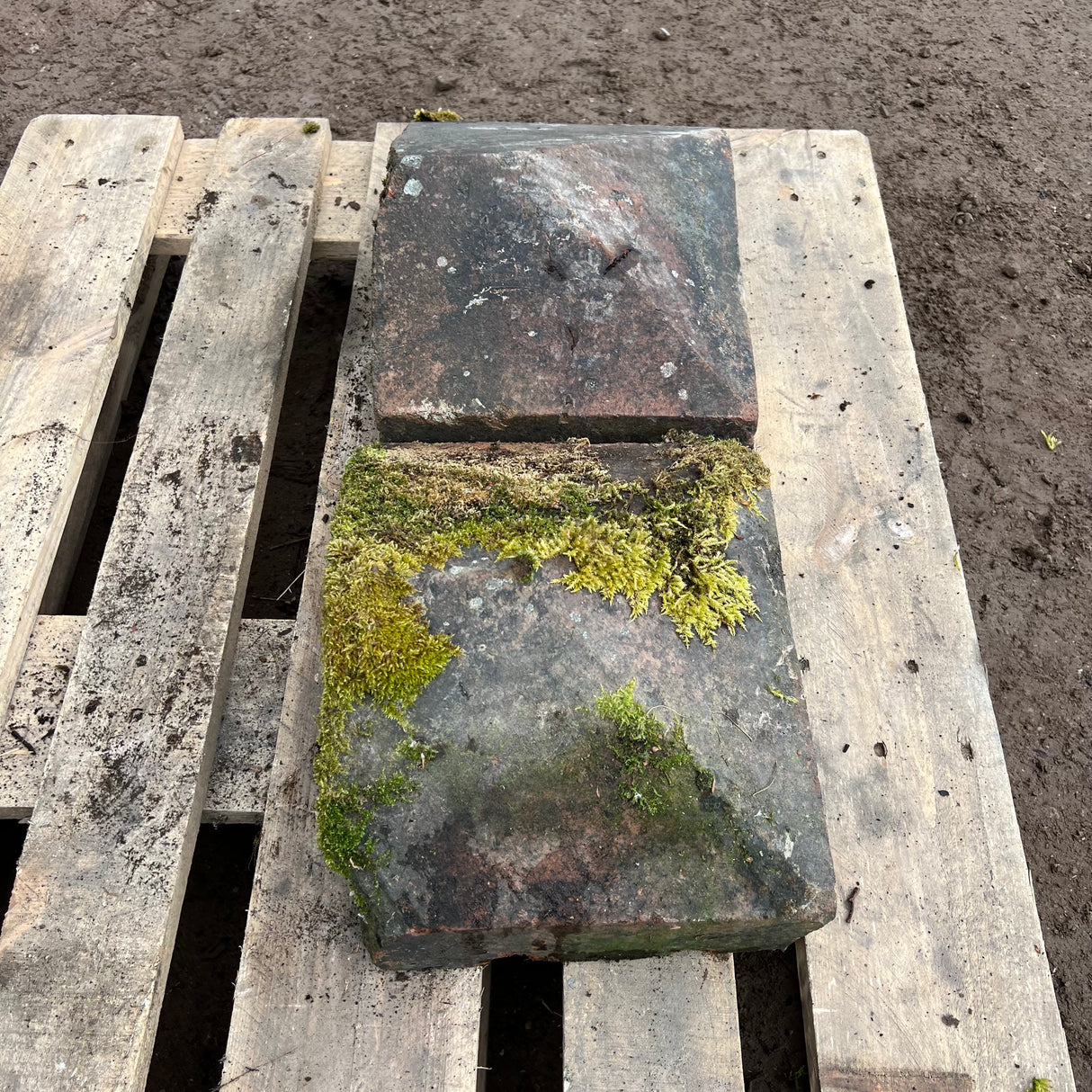 Reclaimed Brick Wall Coping End - Set of Two