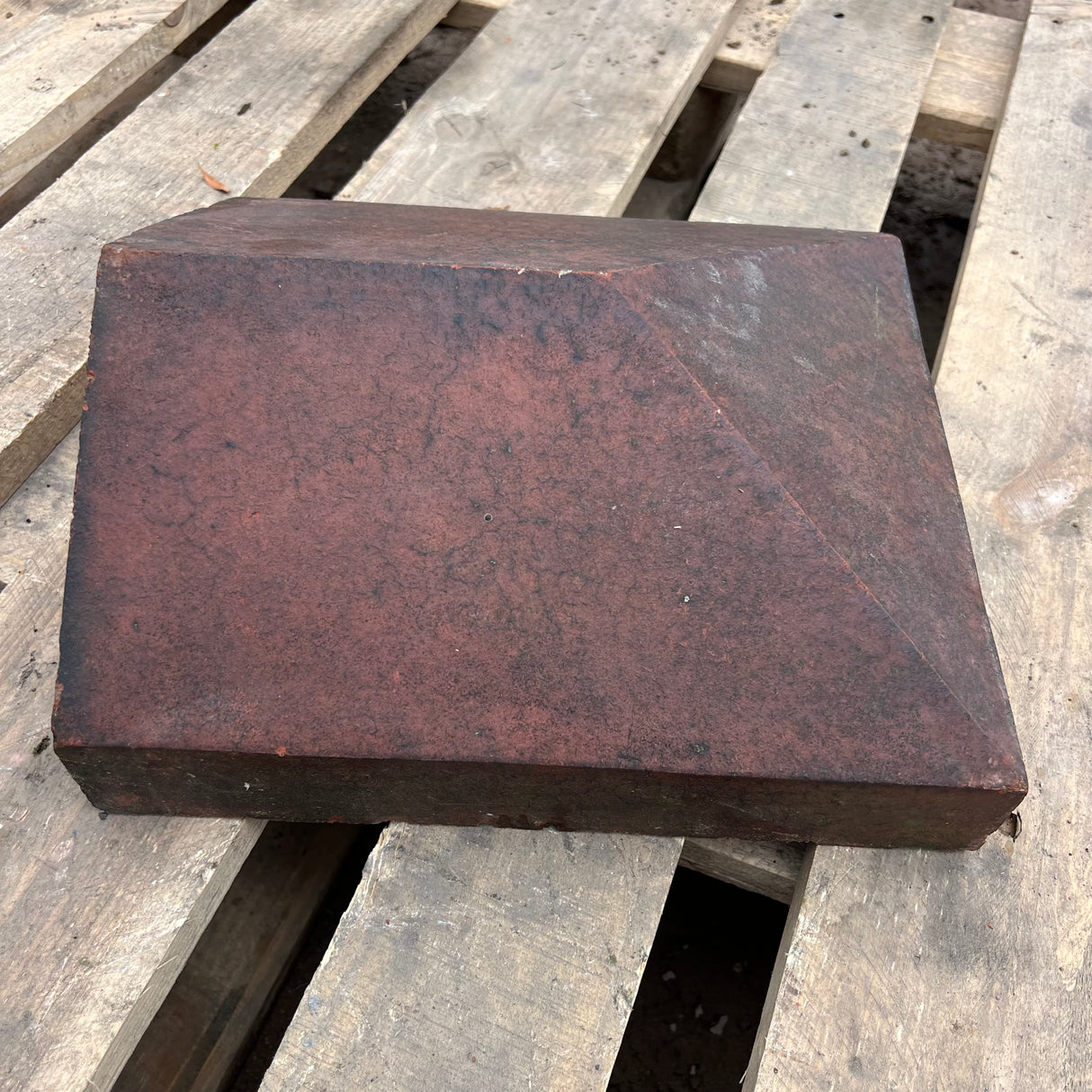 Reclaimed Terracotta Red Brick Wall Coping End