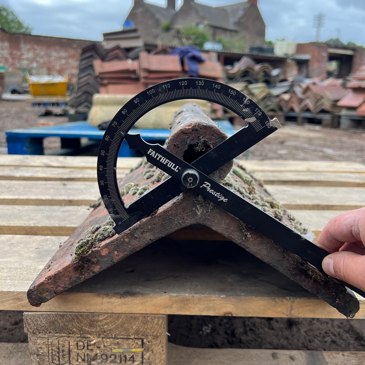 Reclaimed Red Roll Top Clay Triangle Roof Ridge Tiles - 110 Degree