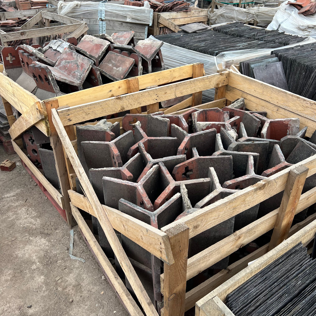 Reclaimed Terracotta Red 12" Crested Clay Roof Ridge Tile - 100 Degree