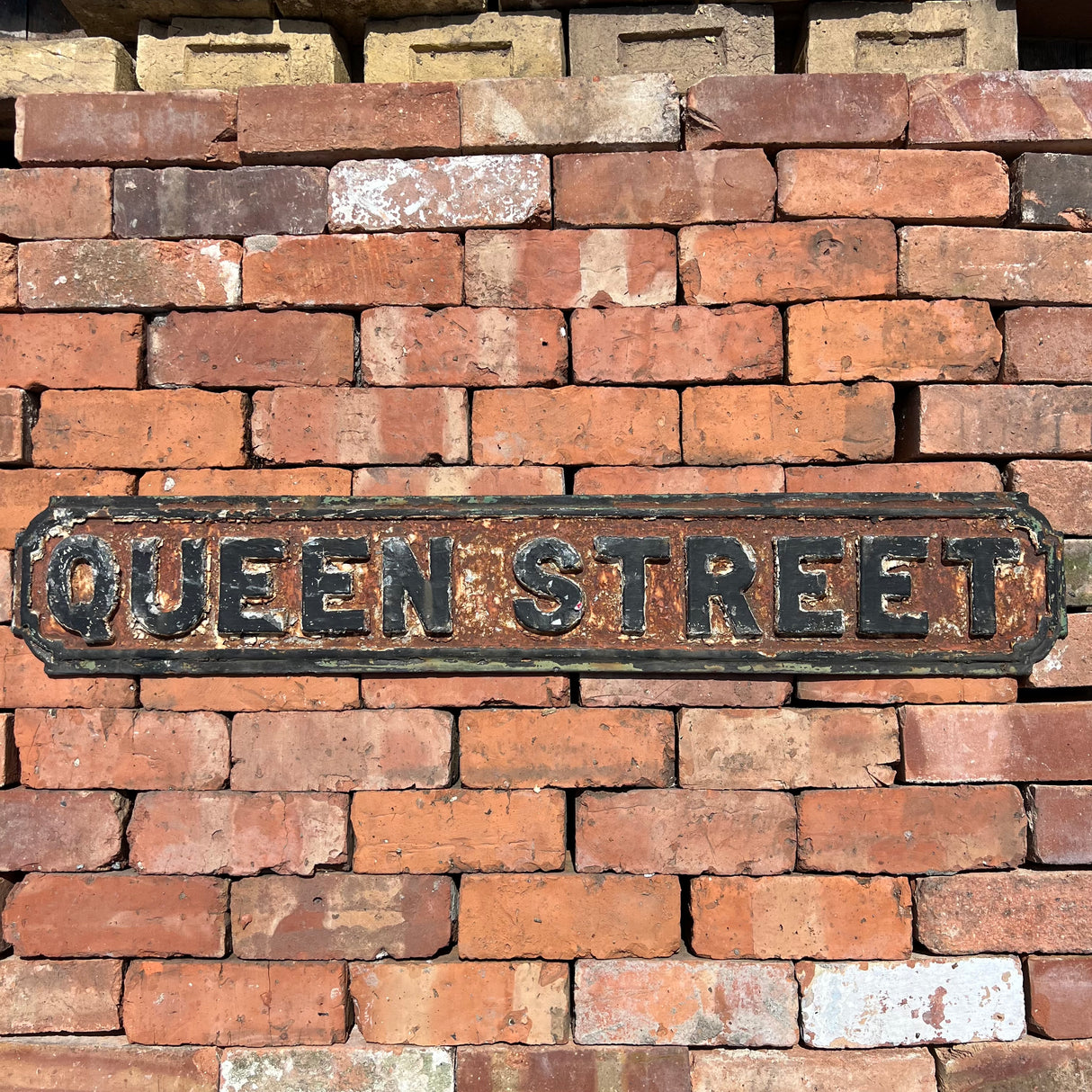 Original Cast Iron ‘Queen Street’ Sign