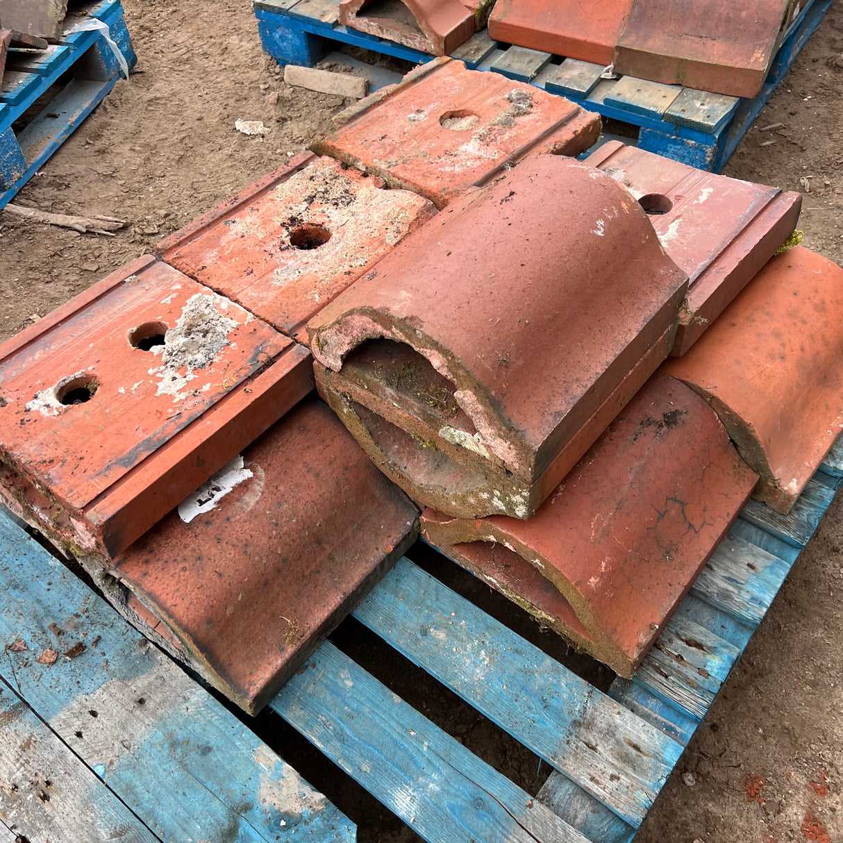 Reclaimed Terracotta Red Wall Coping Brick - Job Lot of 14ft