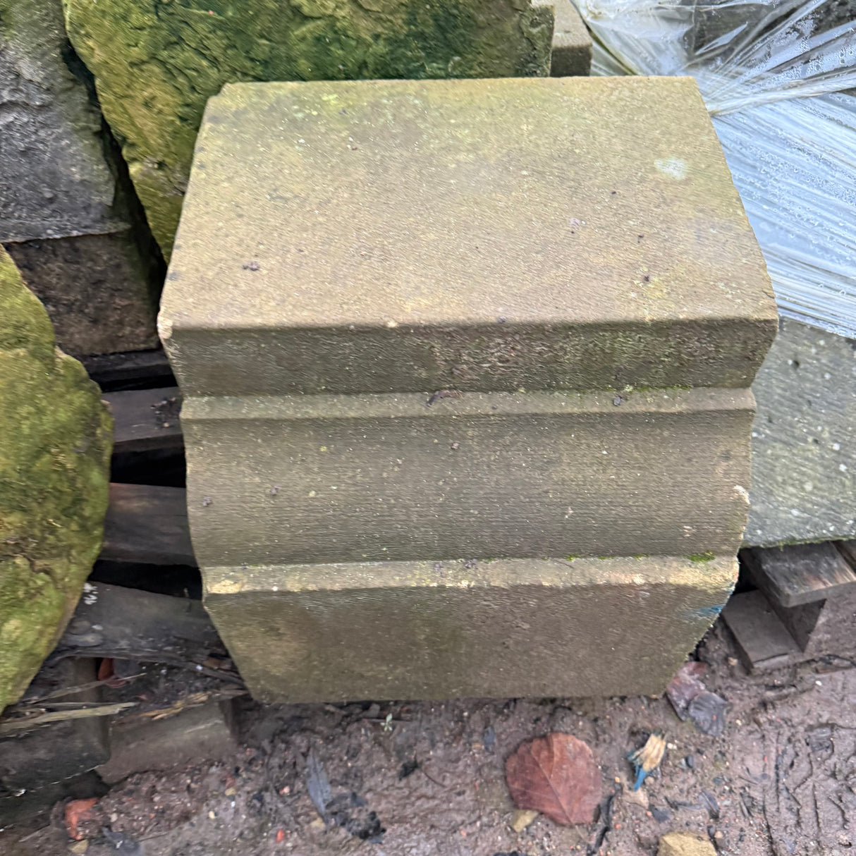Architectural Stone Corbels - Jobt Lot