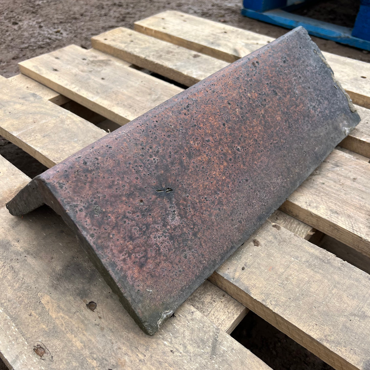 Reclaimed Brindle Clay Triangle Roof Ridge Tile - 90 Degree