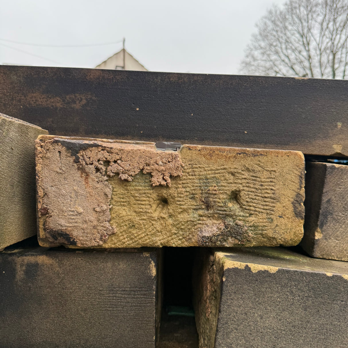 Reclaimed Stone Water Tabling Coping - Job Lot