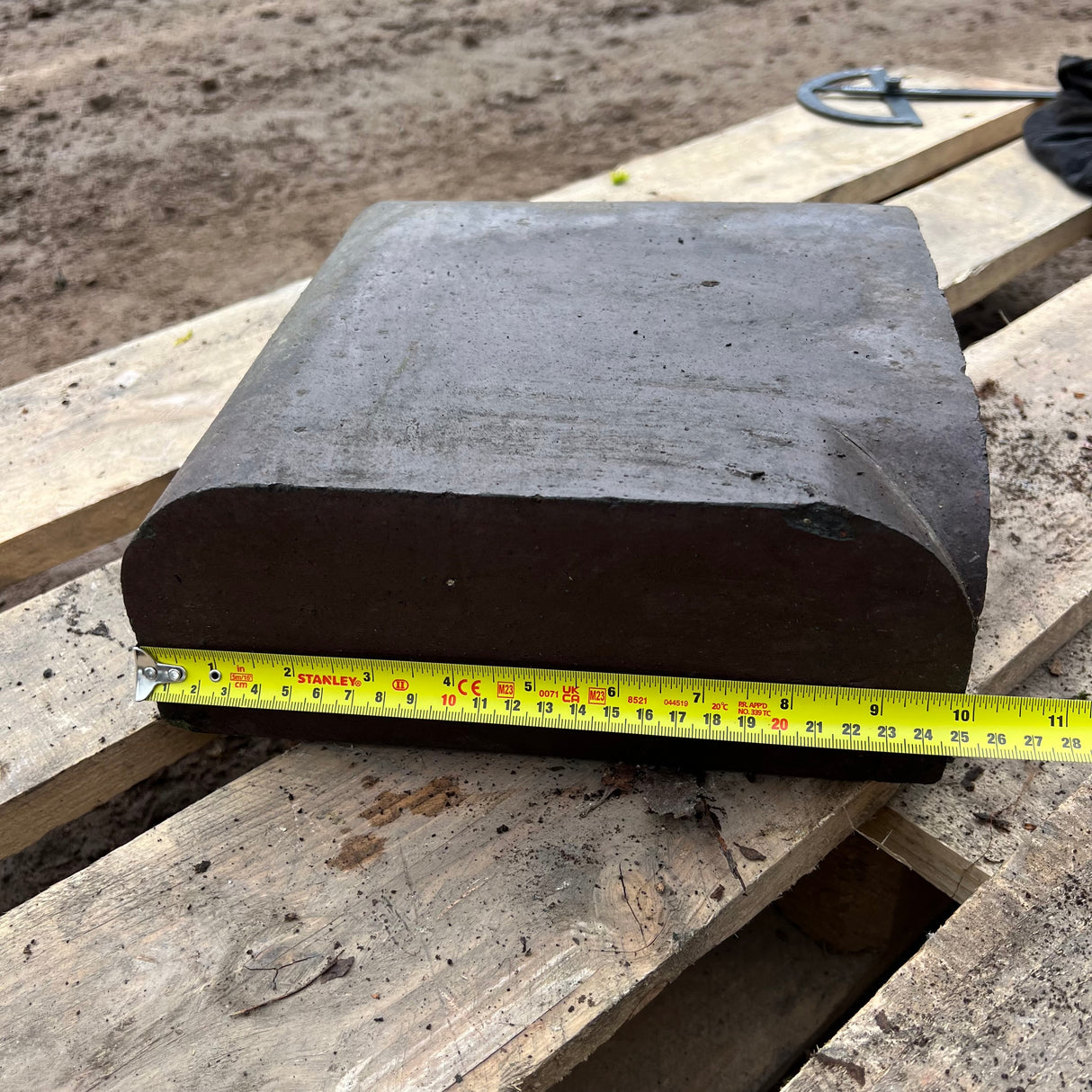 Reclaimed Staffordshire Blue Bullnose Brick Wall Coping 90 Degree Corner