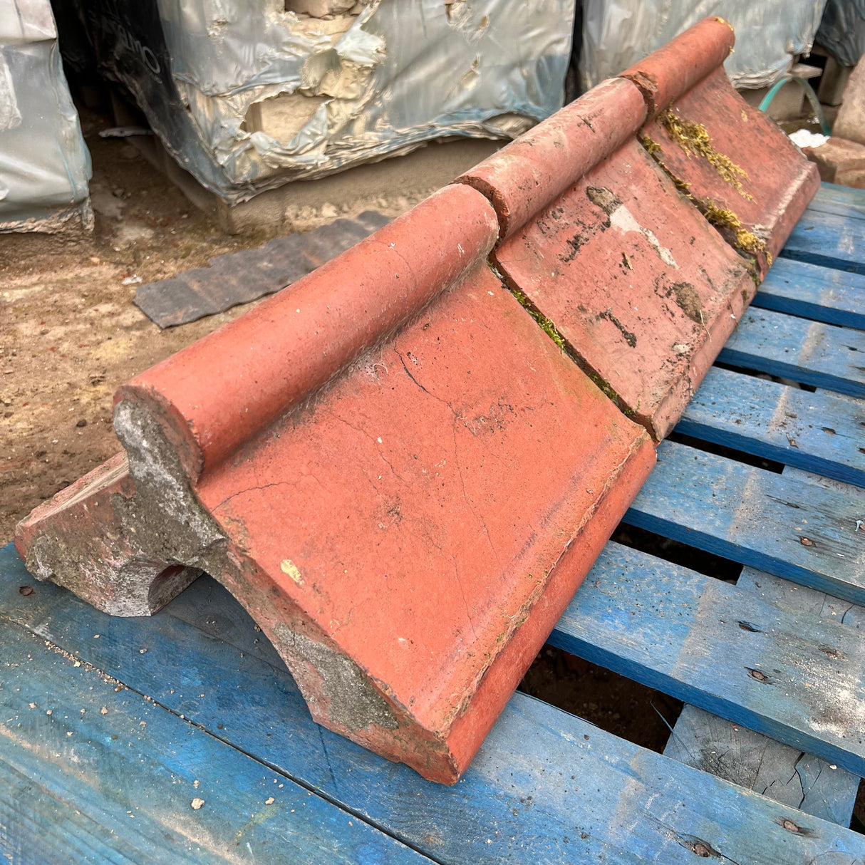 Reclaimed Terracotta Red Roll Top Wall Coping Brick - Job Lot of 3ft