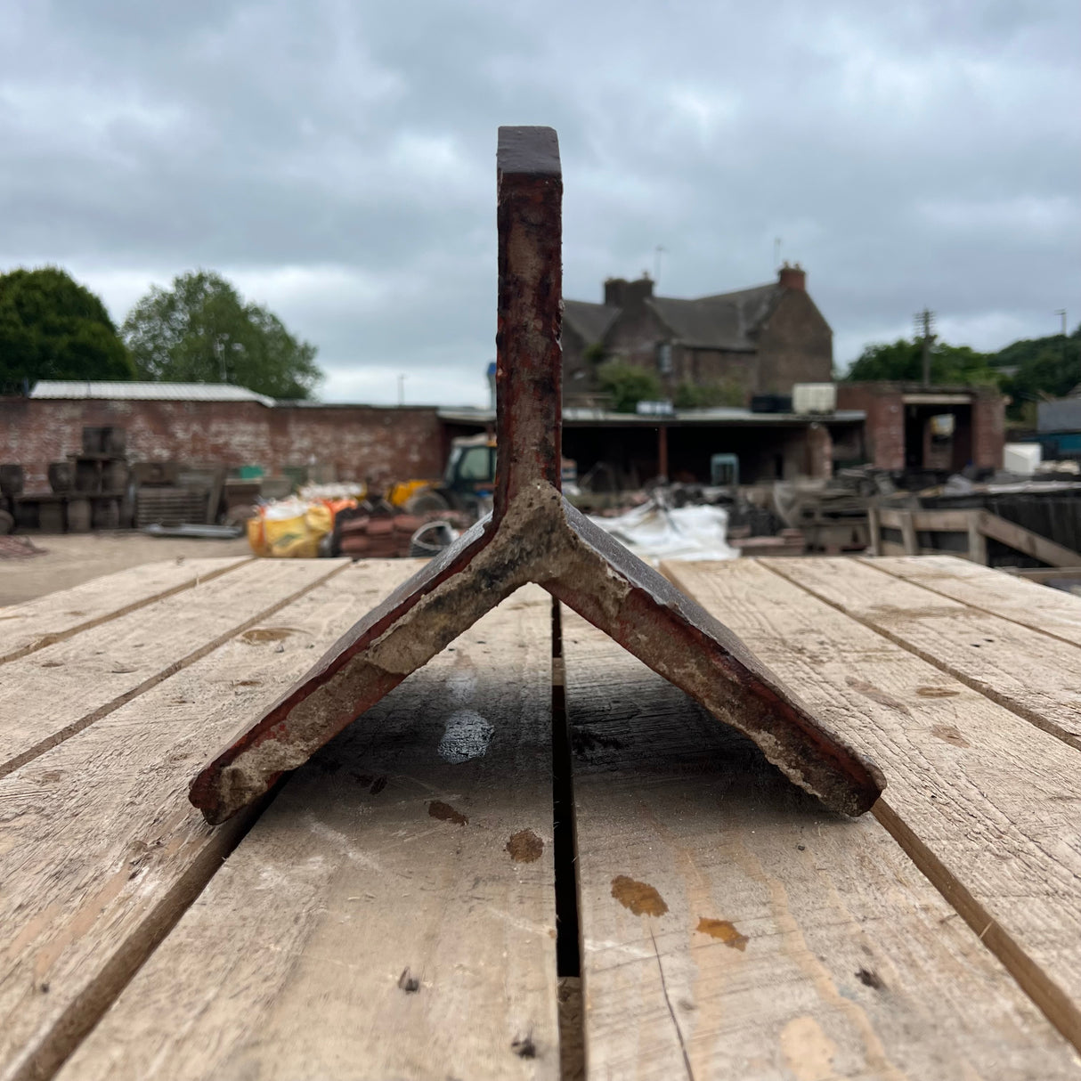 Reclaimed Terracotta Red 12" Crested Clay Roof Ridge Tile - 100 Degree