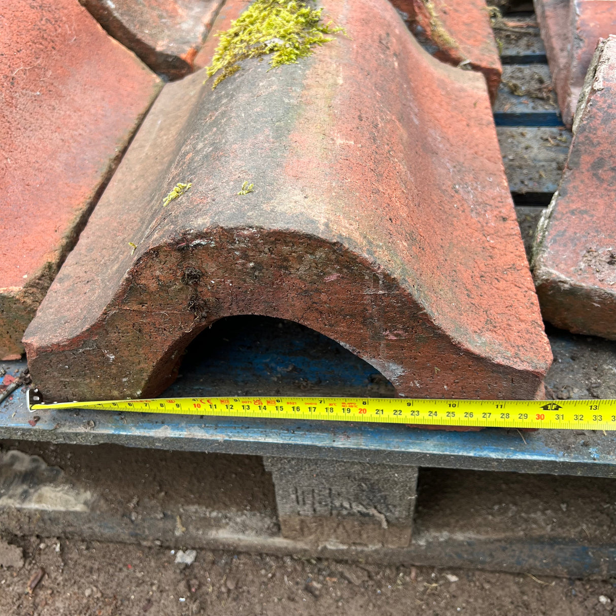 Reclaimed Terracotta Red Bell Wall Coping Brick - Job Lot of 5ft