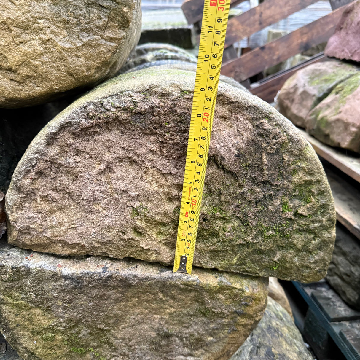 Reclaimed Round Coping Stone - Job Lot