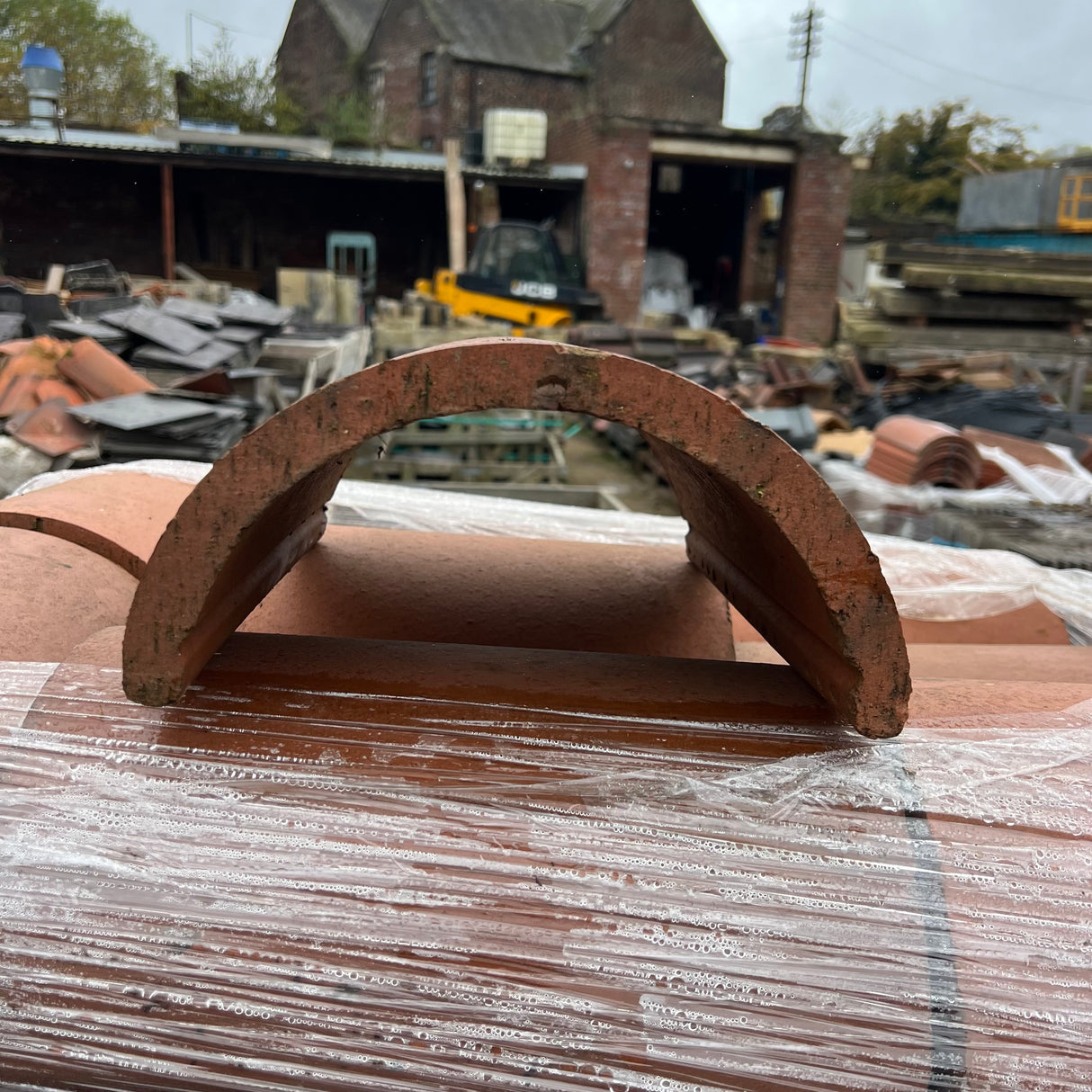 New Orange Half Round Clay Roof Ridge Tile