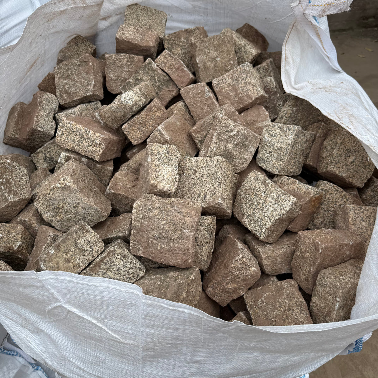 Reclaimed Silver Granite Setts - Per Bag