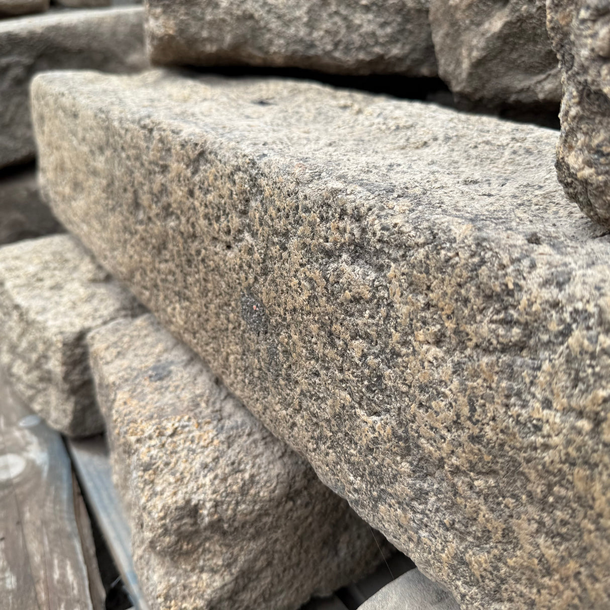 Reclaimed Granite Kerbs - 10" x 6"