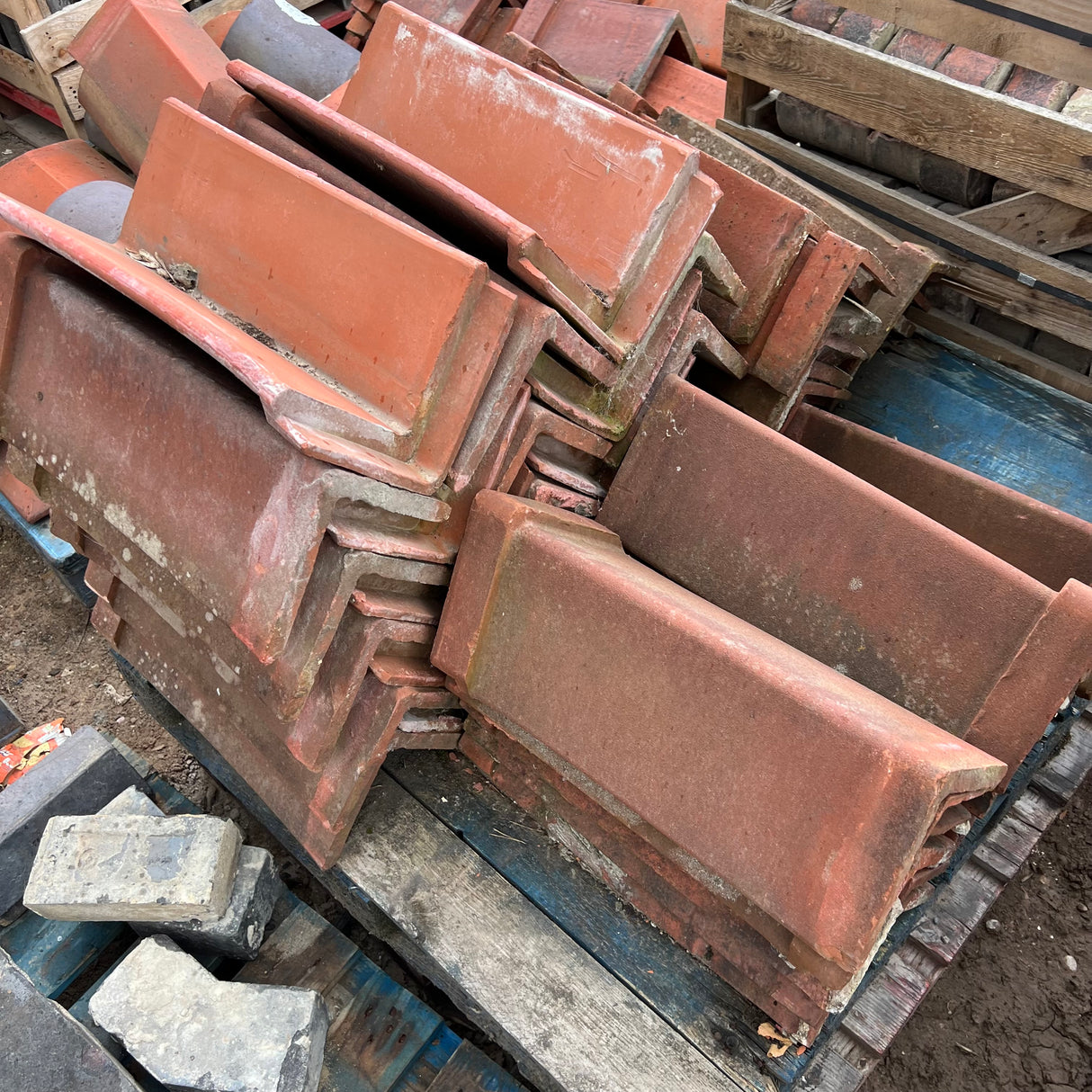 Reclaimed Terracotta Red Triangle Capped Roof Ridge Tile - 85 Degree