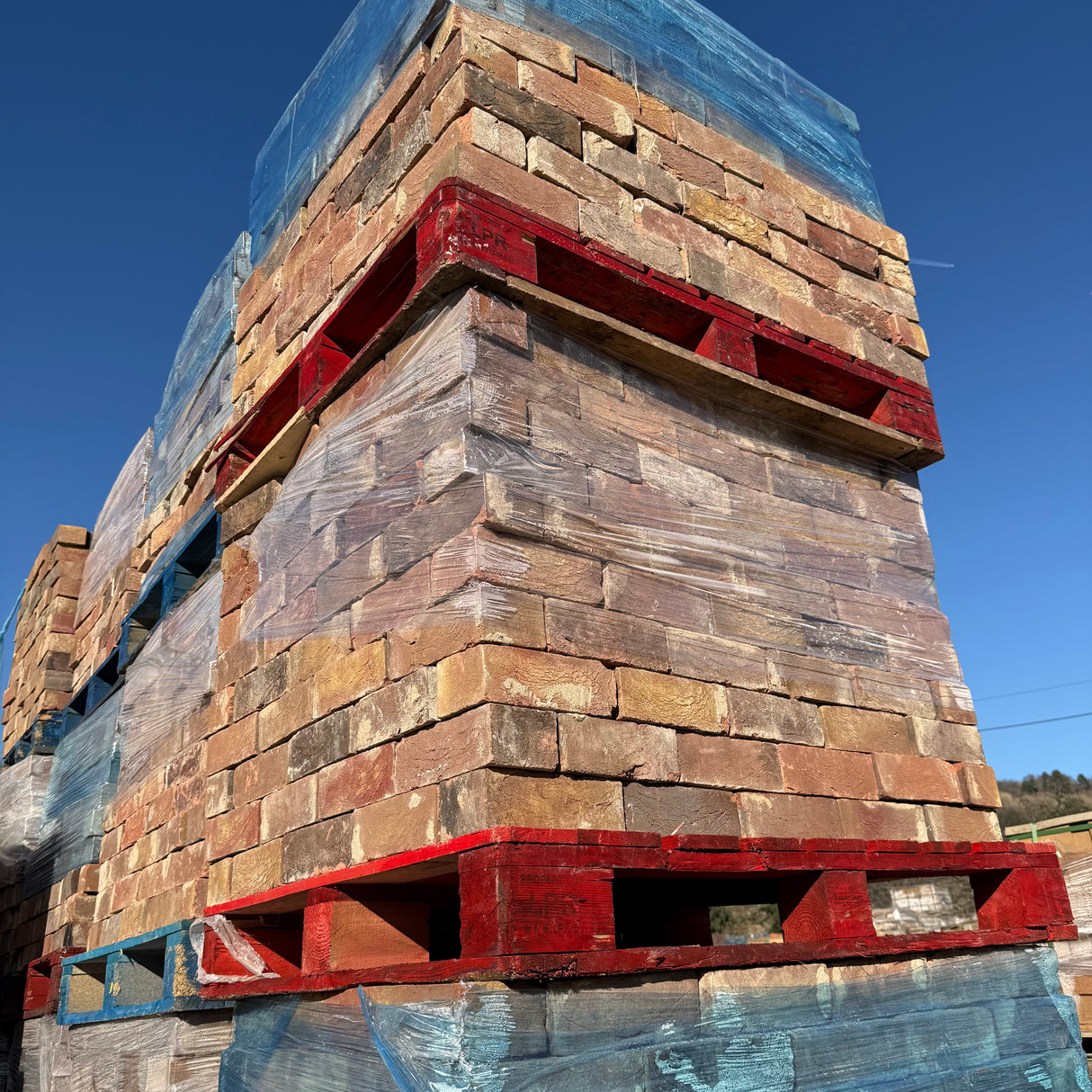 Reclaimed 80mm Rustic Texture Bricks - Pack of 250 - Free Delivery